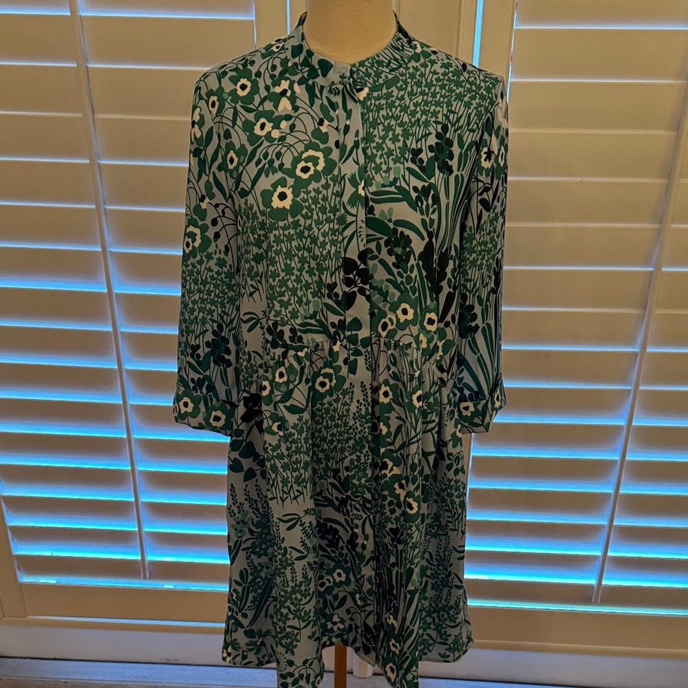 Tuckernuck Green, White and Blue Floral Royal Shirt Dress Size Small